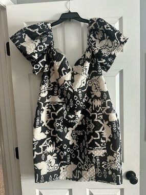 NWT French Connection Black and White Mini Dress